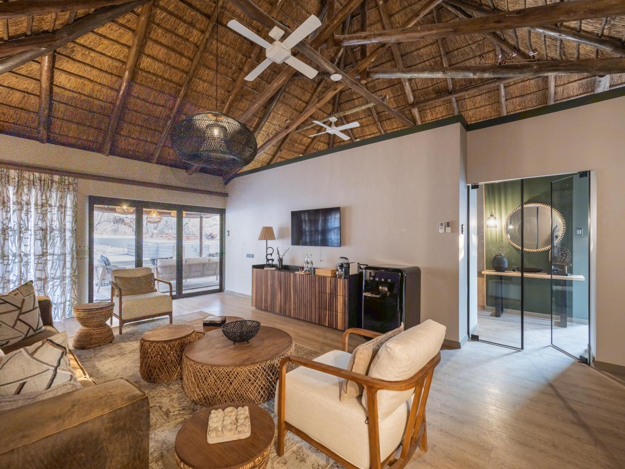 Ivory Tree Game Lodge Пиланесберг Экстерьер фото